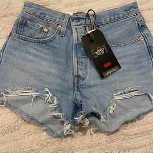 Levi’s 501 shorts!!